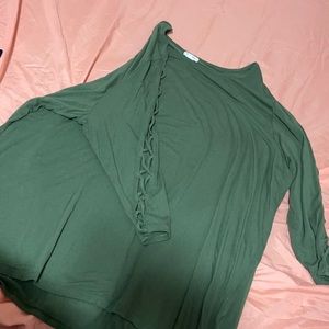 Green cut out long sleeved tee